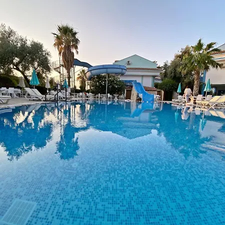 Zehra Tatil Koeyue 4*