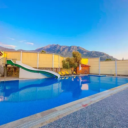Zehra Tatil Koeyue Oludeniz