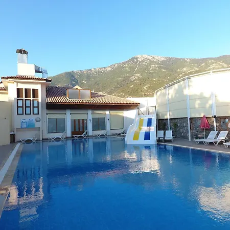 Hotel Zehra Tatil Koeyue 4*